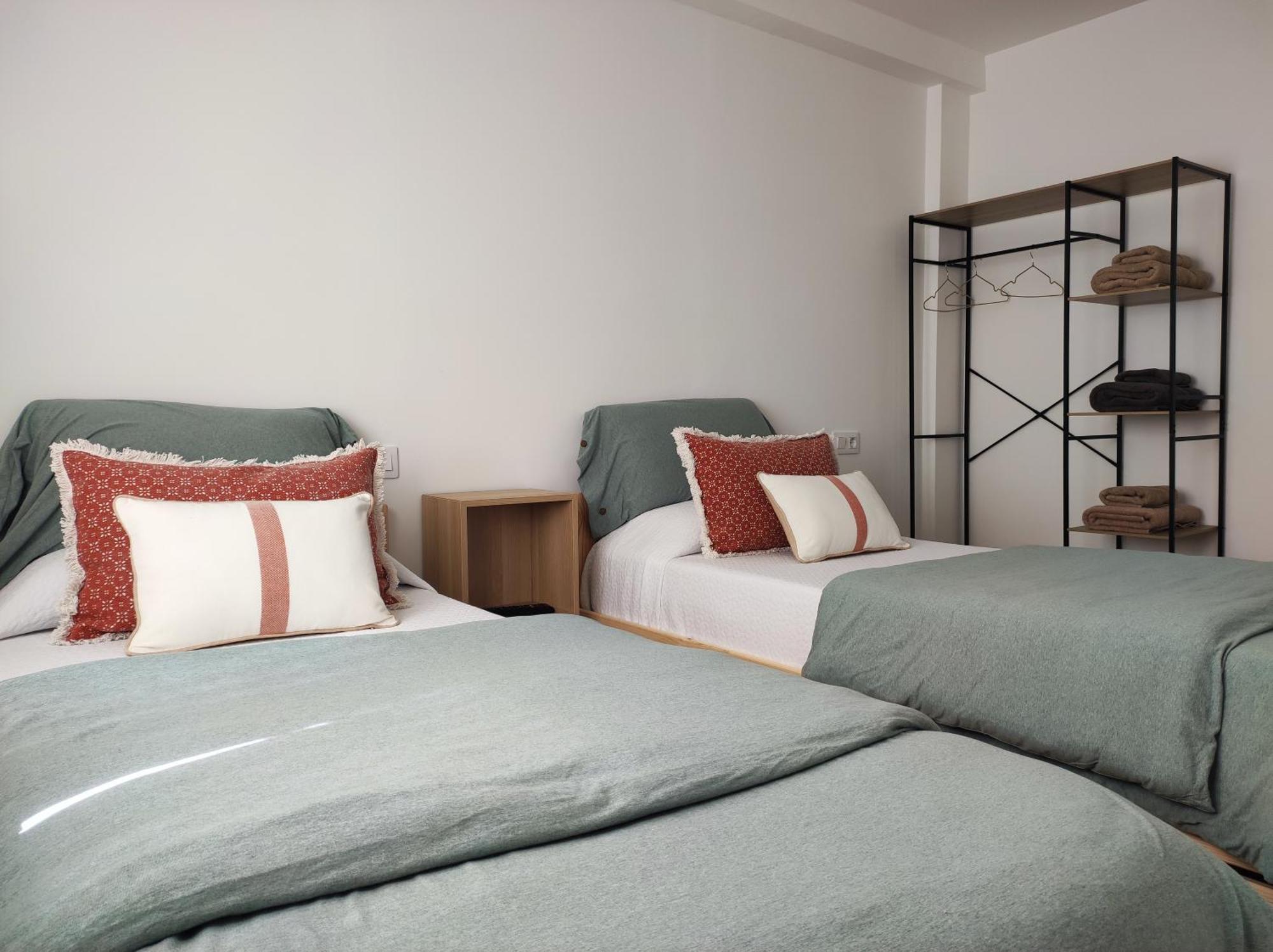 Apartamentos La Casa Del Maestro Alhama de Aragón Quarto foto